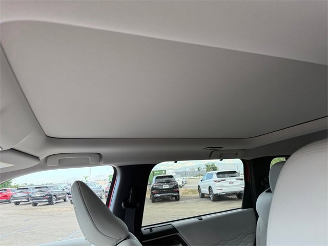 New 2025 Mitsubishi Outlander SEL image 15