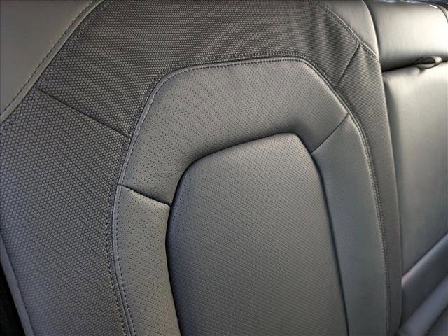 Certified 2023 Land Rover Defender 110 X-Dynamic SE image 18