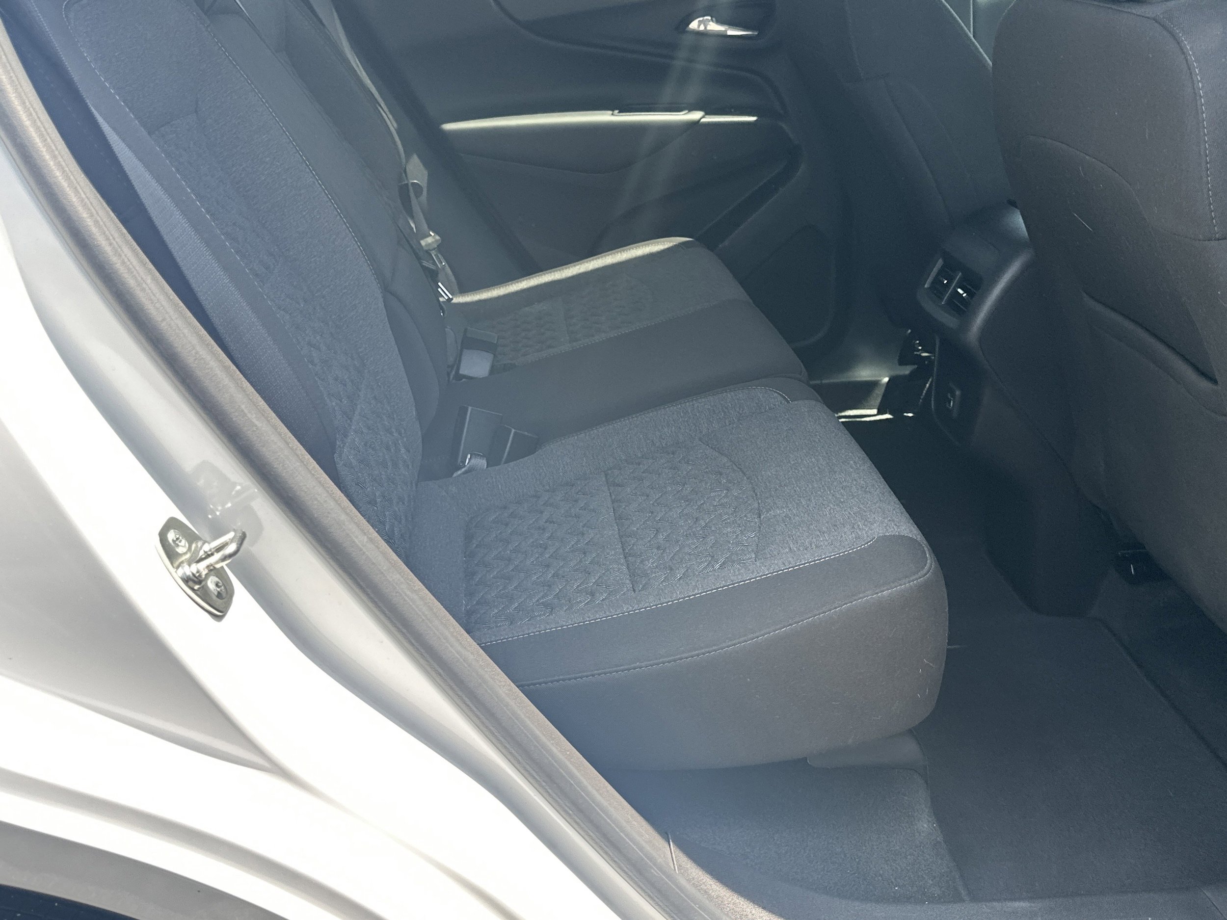 Used 2024 Chevrolet Equinox LT FWD image 15