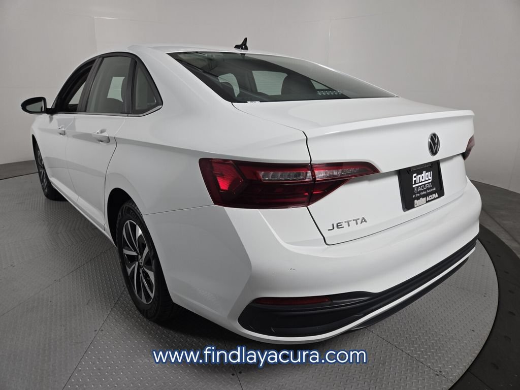 Used 2024 Volkswagen Jetta S FWD image 4