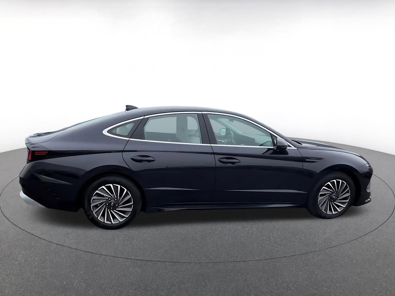 Used 2025 Hyundai Sonata SEL image 15