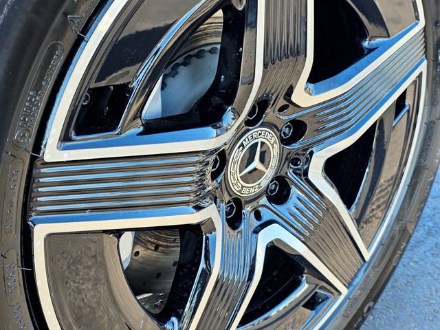 New 2026 Mercedes-Benz GLC 300 4MATIC image 3