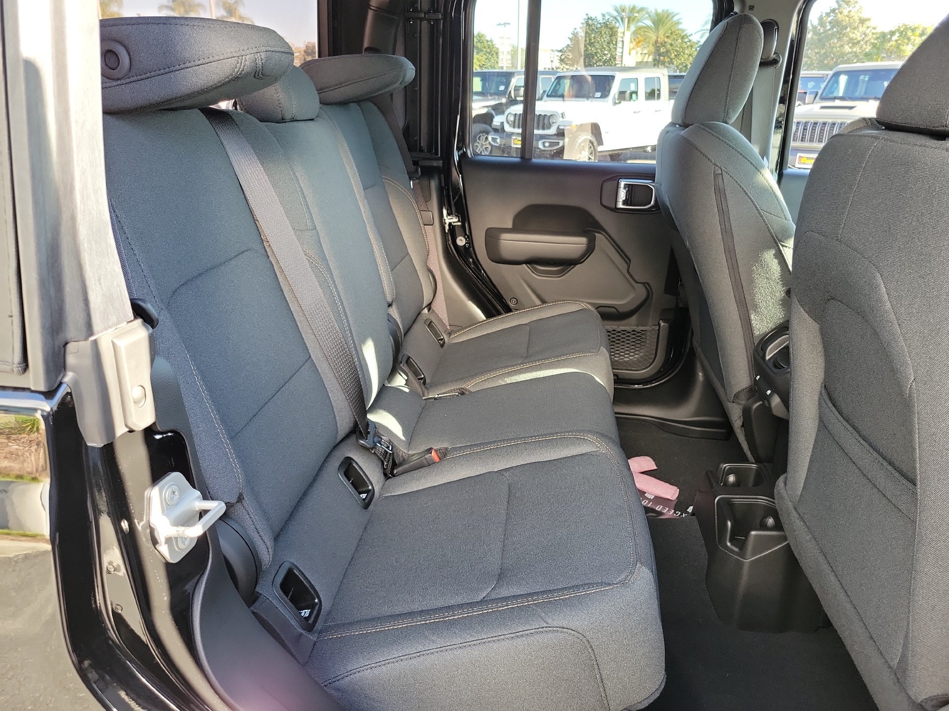 New 2026 Jeep Gladiator Sport AWD/4WD image 17