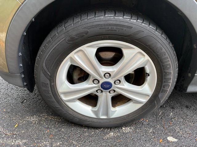 Used 2013 Ford Escape SE FWD image 9