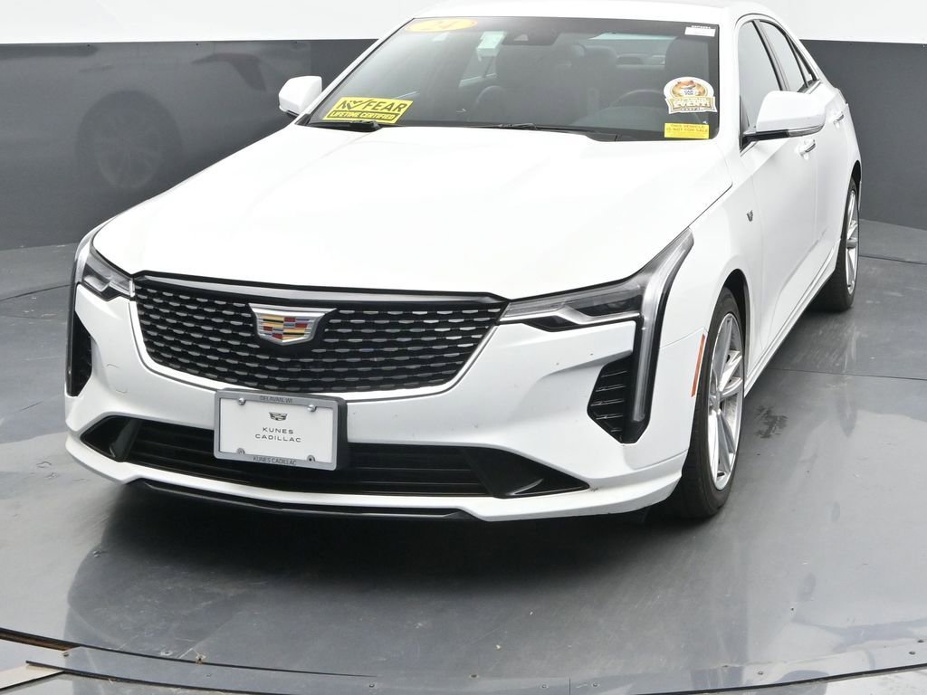 Used 2024 Cadillac CT4 Luxury image 4