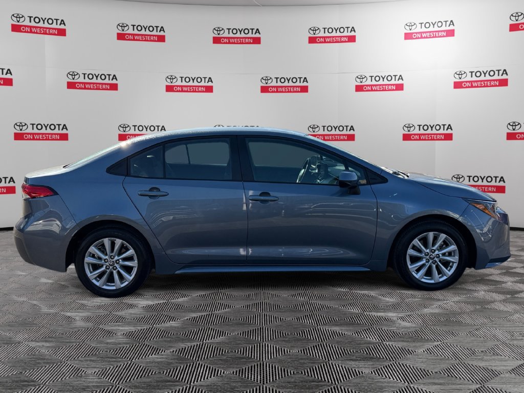 Certified 2025 Toyota Corolla LE w/ LE Premium Package FWD image 4