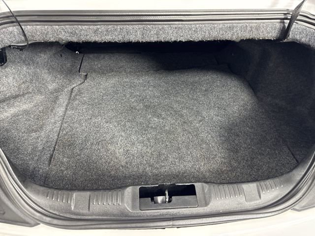 Used 2019 Ford Mustang Premium RWD image 31