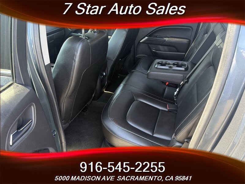 Used 2015 GMC Canyon SLT w/ Driver Alert Package RWD image 15
