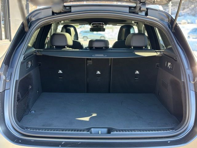 Used 2025 Mercedes-Benz GLC 300 4MATIC image 59