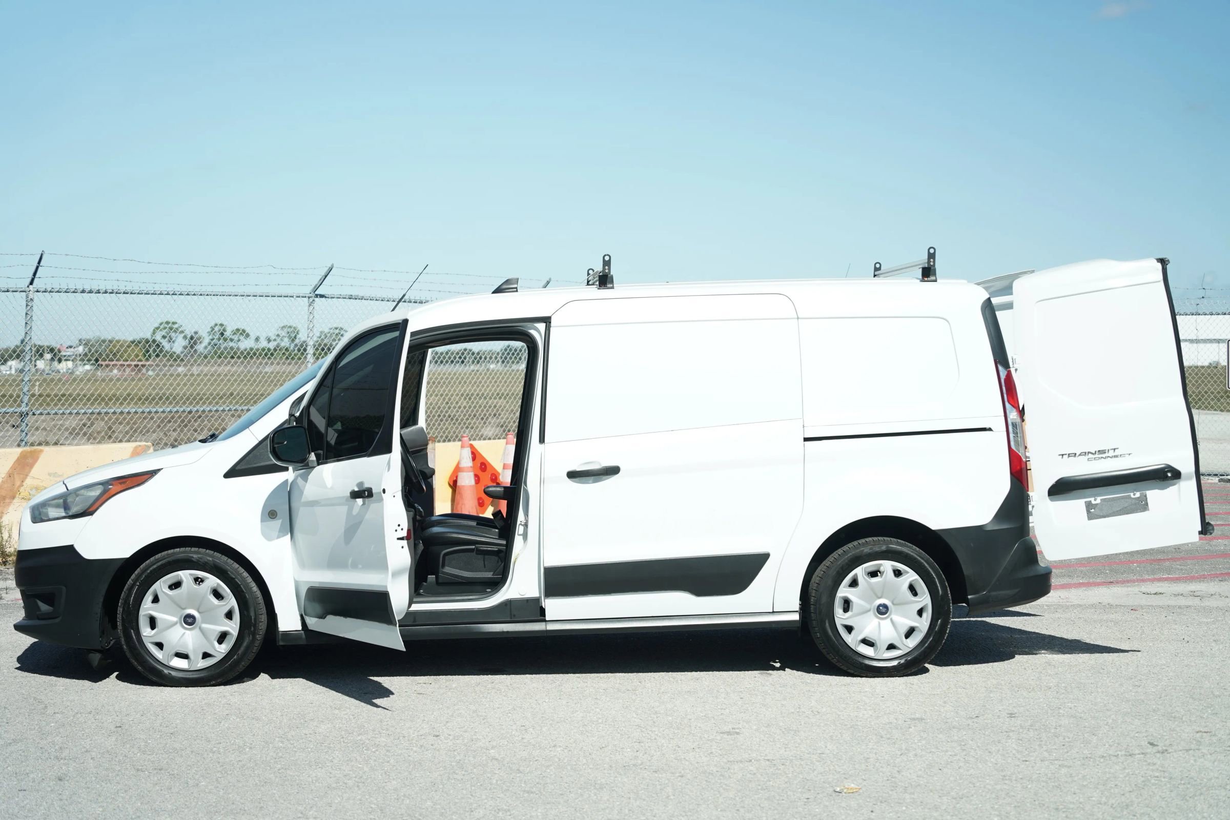 Used 2020 Ford Transit Connect XL FWD image 10