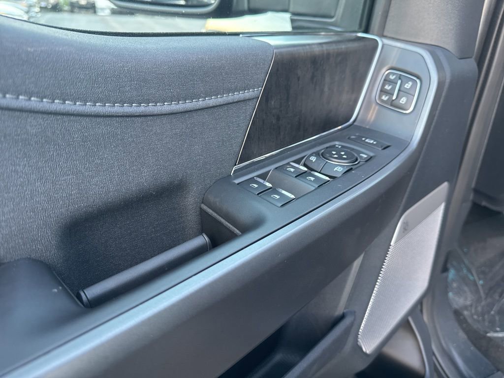New 2026 Ford F350 Lariat w/ Lariat Ultimate Package image 11