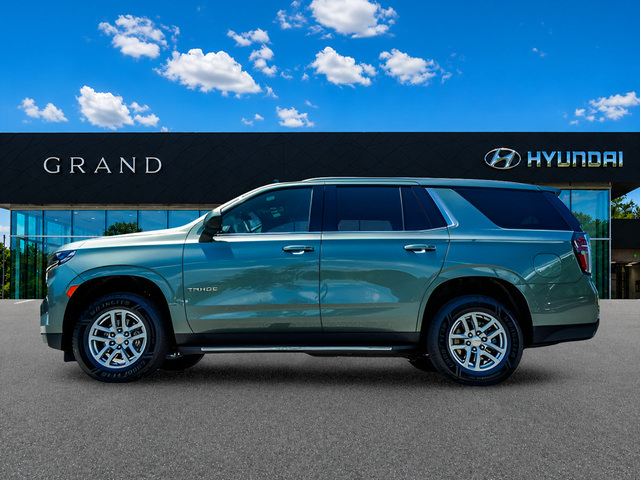 Used 2024 Chevrolet Tahoe LT AWD/4WD image 2