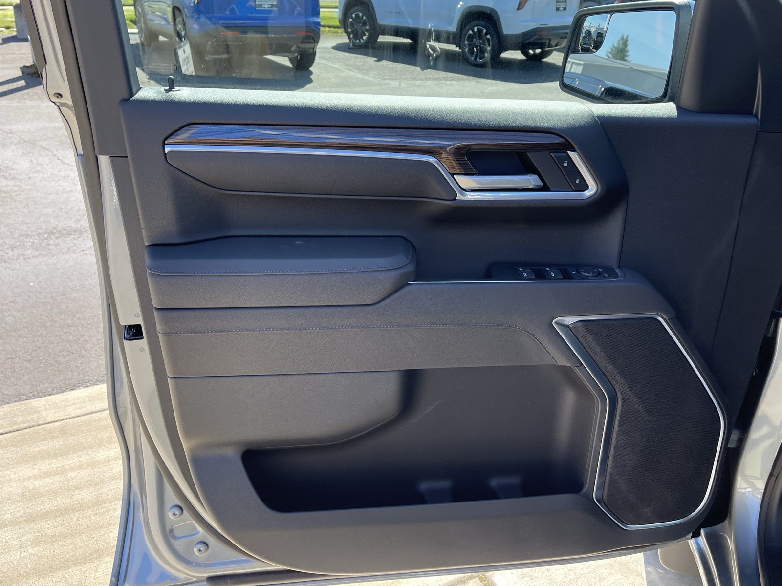 New 2026 Chevrolet Silverado 1500 LT AWD/4WD image 17