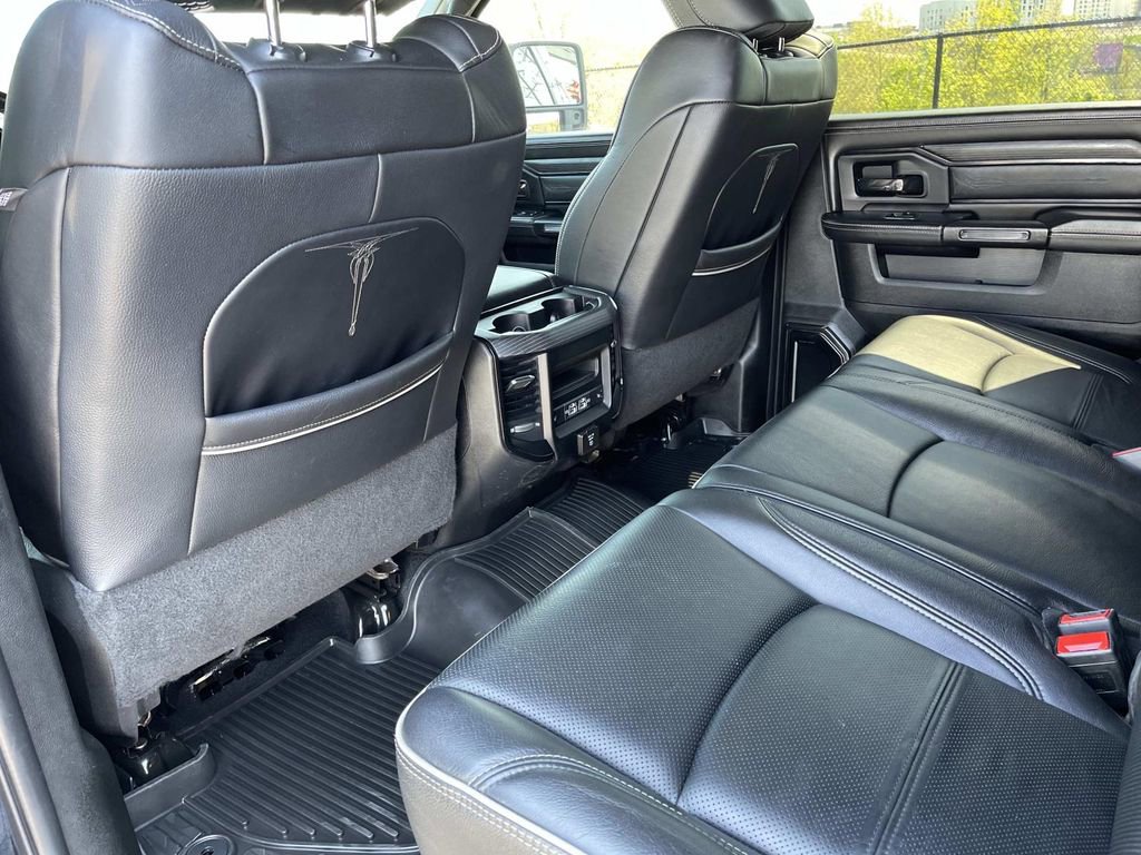 Used 2023 RAM 3500 Limited image 19