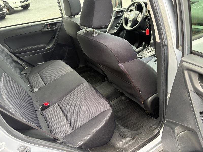 Used 2015 Subaru Forester 2.5i Premium image 40