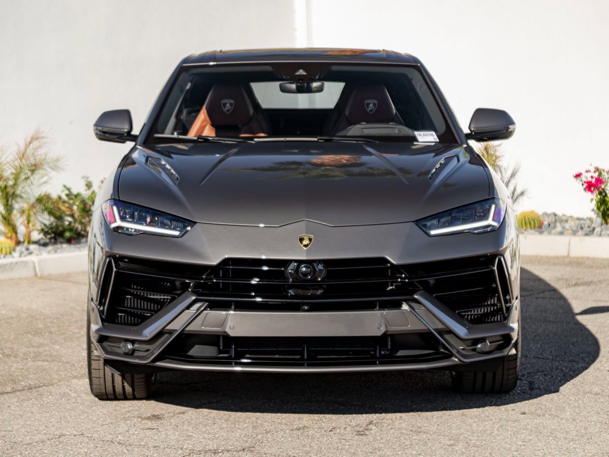 Used 2024 Lamborghini Urus S image 3