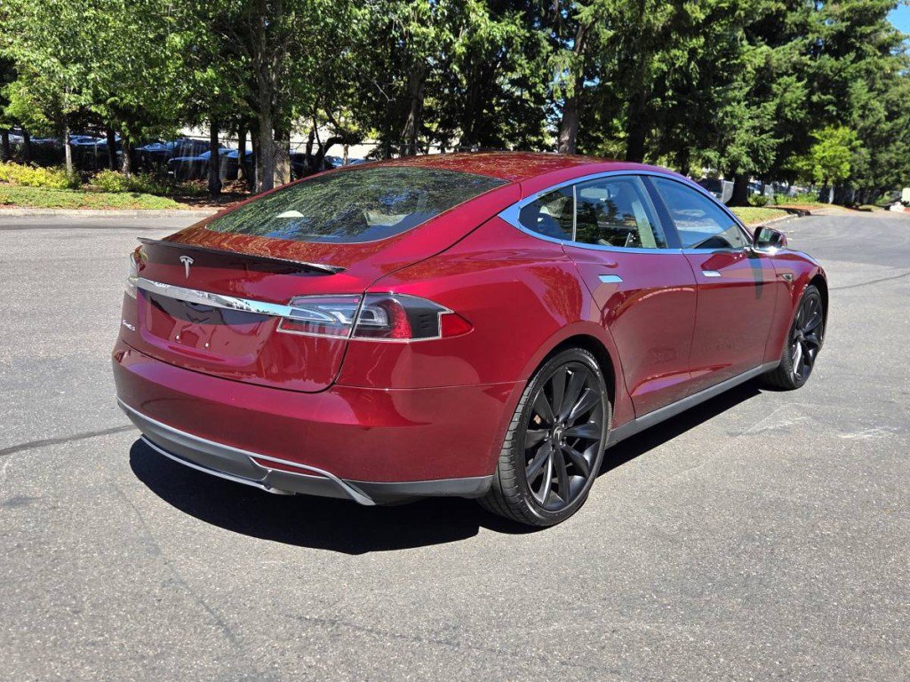 Used 2012 Tesla Model S Signature Performance RWD image 5