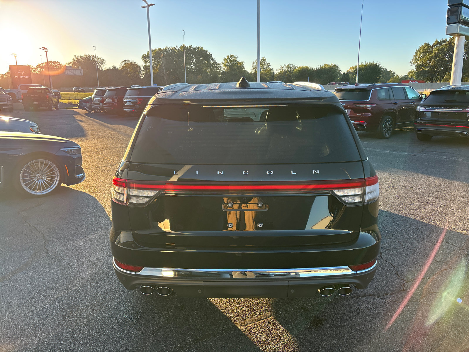 New 2027 Lincoln Aviator Reserve AWD/4WD image 6