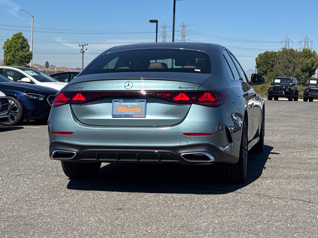 New 2027 Mercedes-Benz E 450 4MATIC Sedan image 9