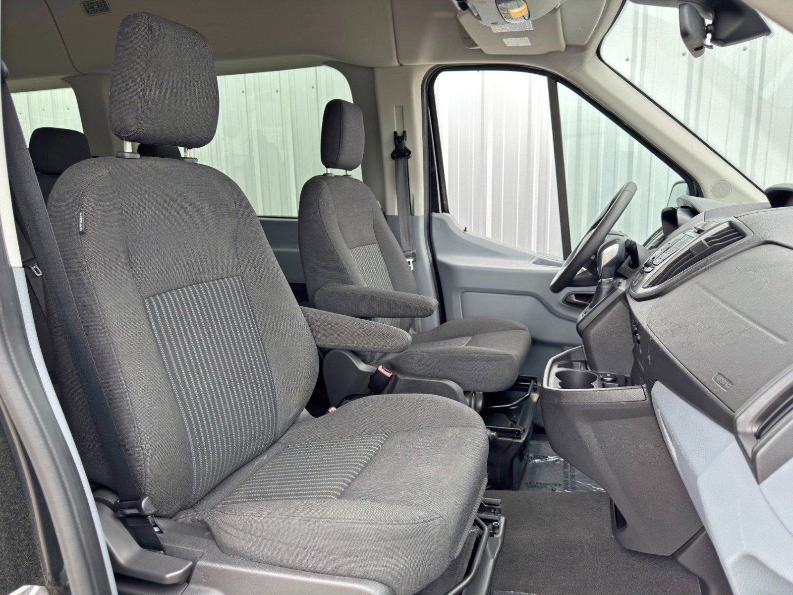 Used 2015 Ford Transit 350 XLT image 27