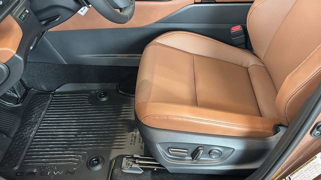 New 2026 Toyota Crown Signia w/ Advanced Technology Package image 25