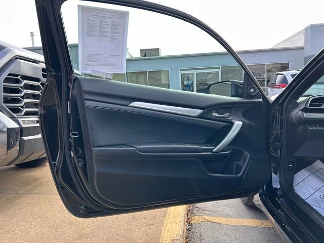 Used 2020 Honda Civic Touring image 18