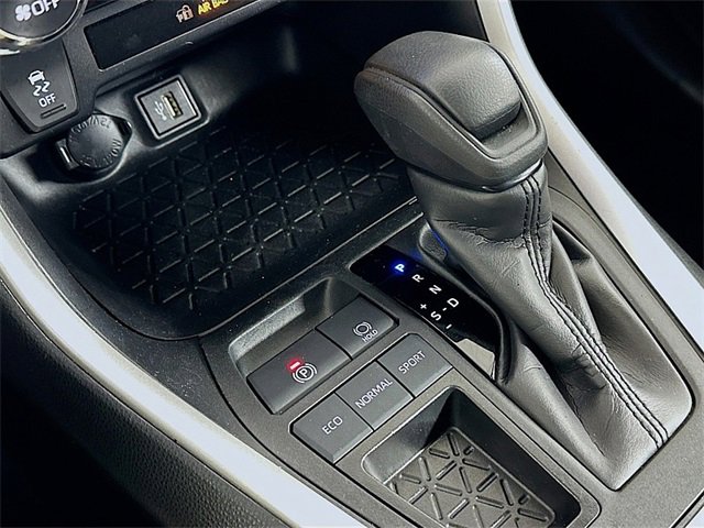 Used 2024 Toyota RAV4 XLE image 17