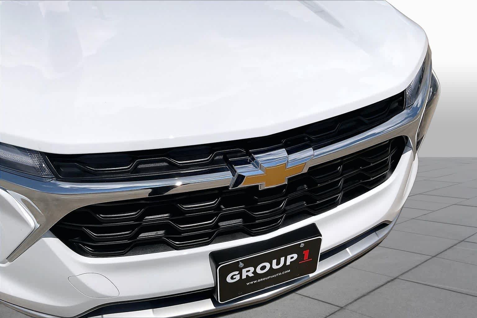 Used 2026 Chevrolet Trax LT w/ Driver Confidence Package FWD image 29