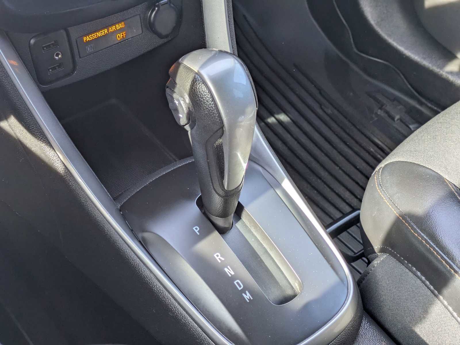 Used 2020 Chevrolet Trax LT w/ LT Convenience Package image 31