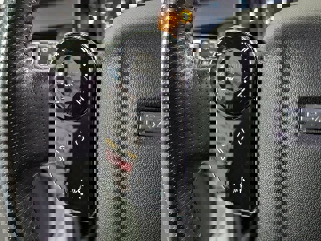 Used 2020 Land Rover Range Rover Sport HSE image 37