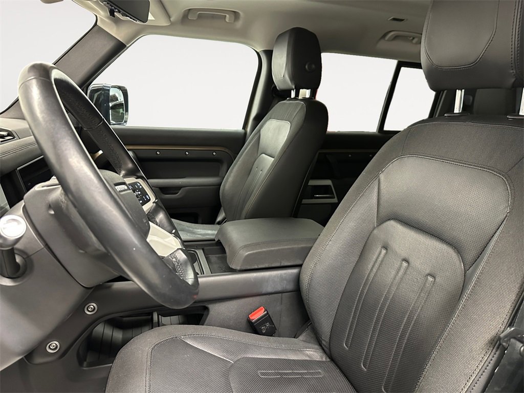 Used 2020 Land Rover Defender 110 SE image 9