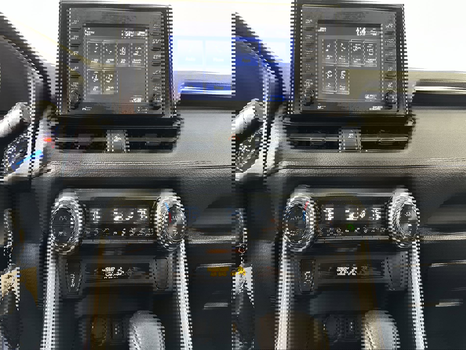 Used 2021 Toyota RAV4 LE image 50