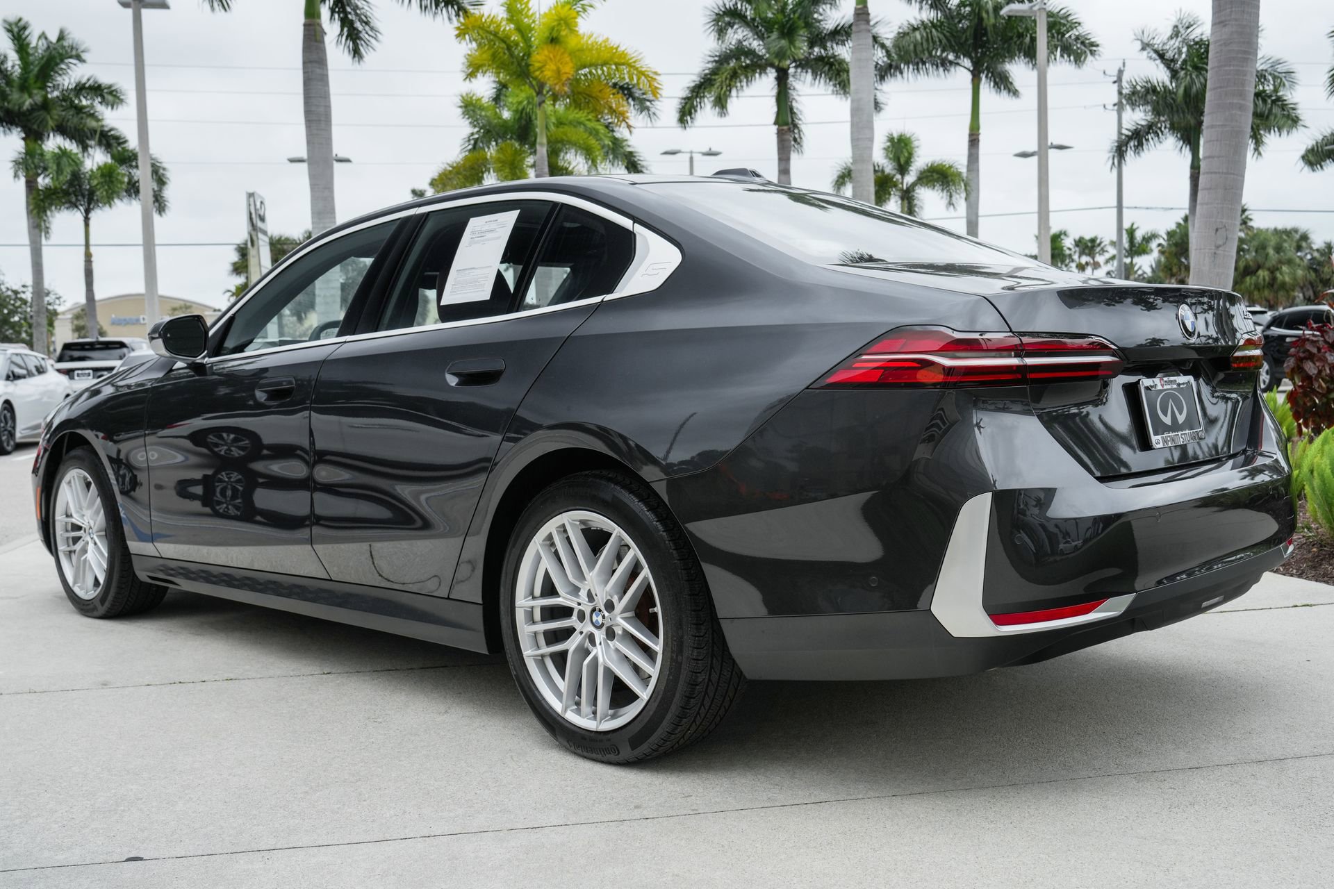 Used 2024 BMW 530i w/ M Sport Package image 25