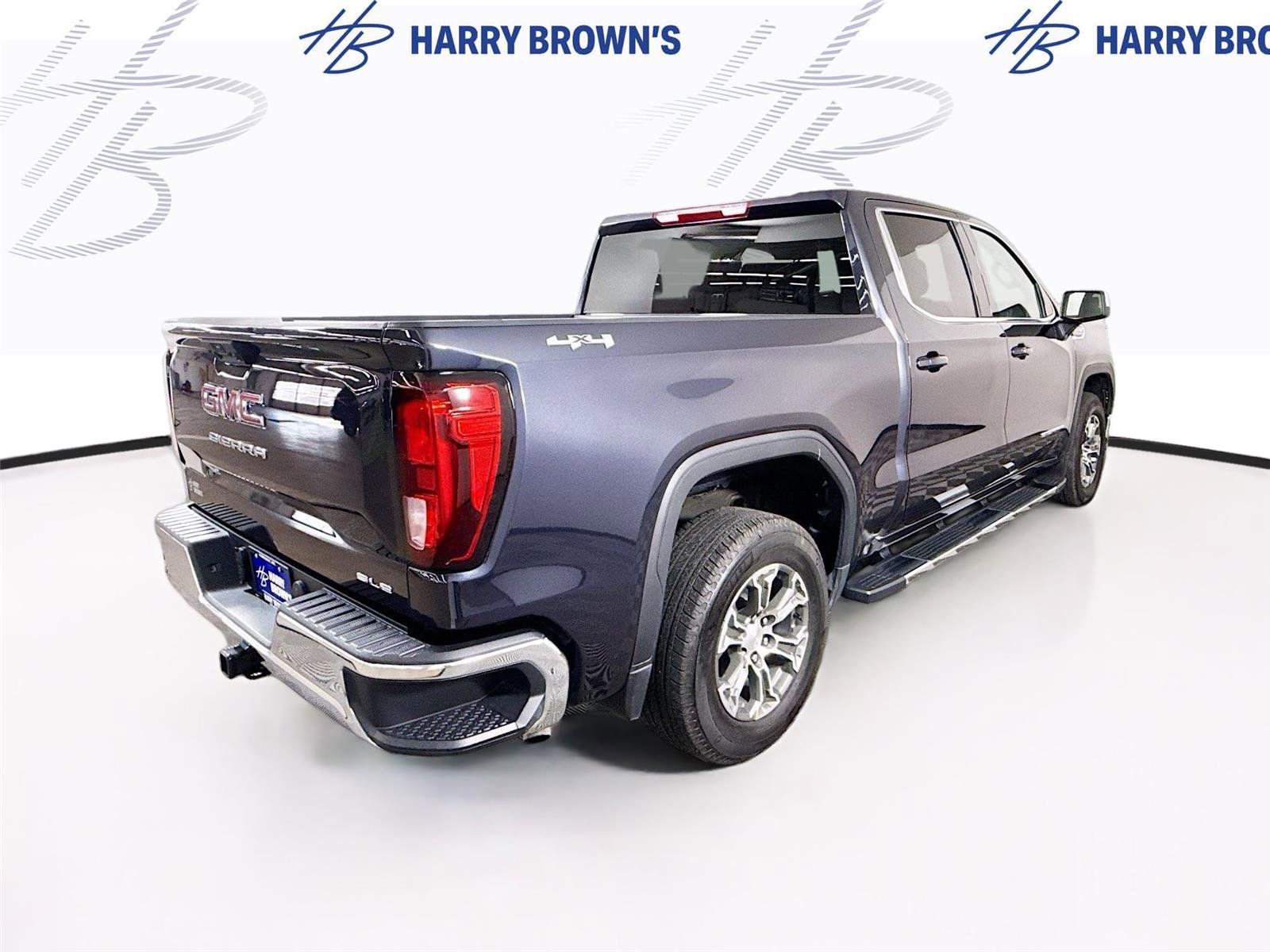 Used 2025 GMC Sierra 1500 SLE image 30