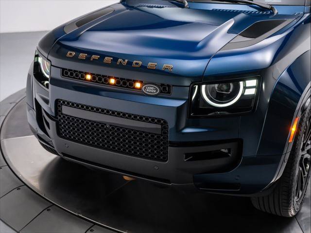 New 2026 Land Rover Defender 110 OCTA AWD/4WD image 9