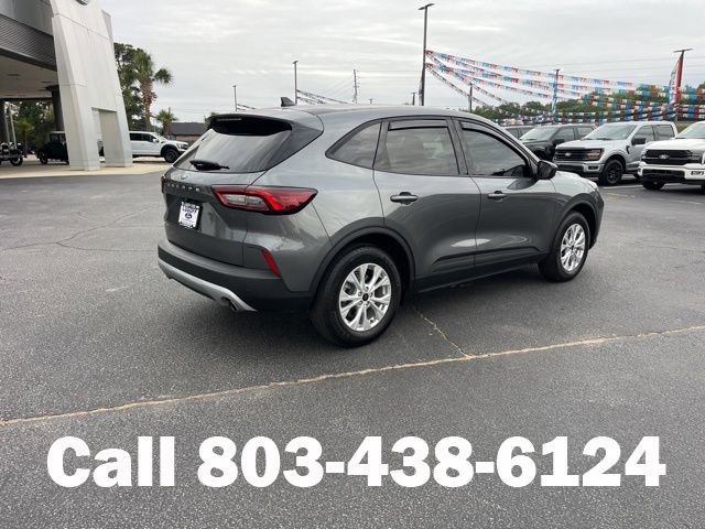 Used 2025 Ford Escape Active w/ Tech Pack #1 FWD image 3