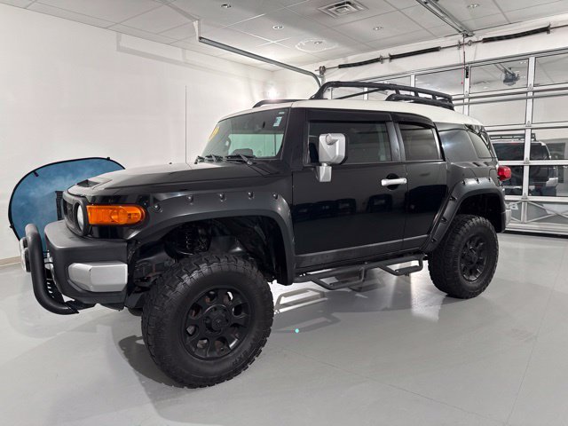 Used 2012 Toyota FJ Cruiser 4WD w/ Upgrade Pkg image 4