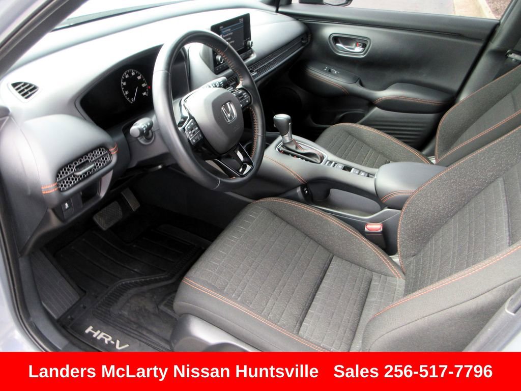 Used 2025 Honda HR-V Sport image 17