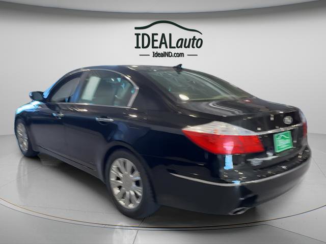 Used 2009 Hyundai Genesis 3.8 w/ Technology Pkg 4 RWD image 5
