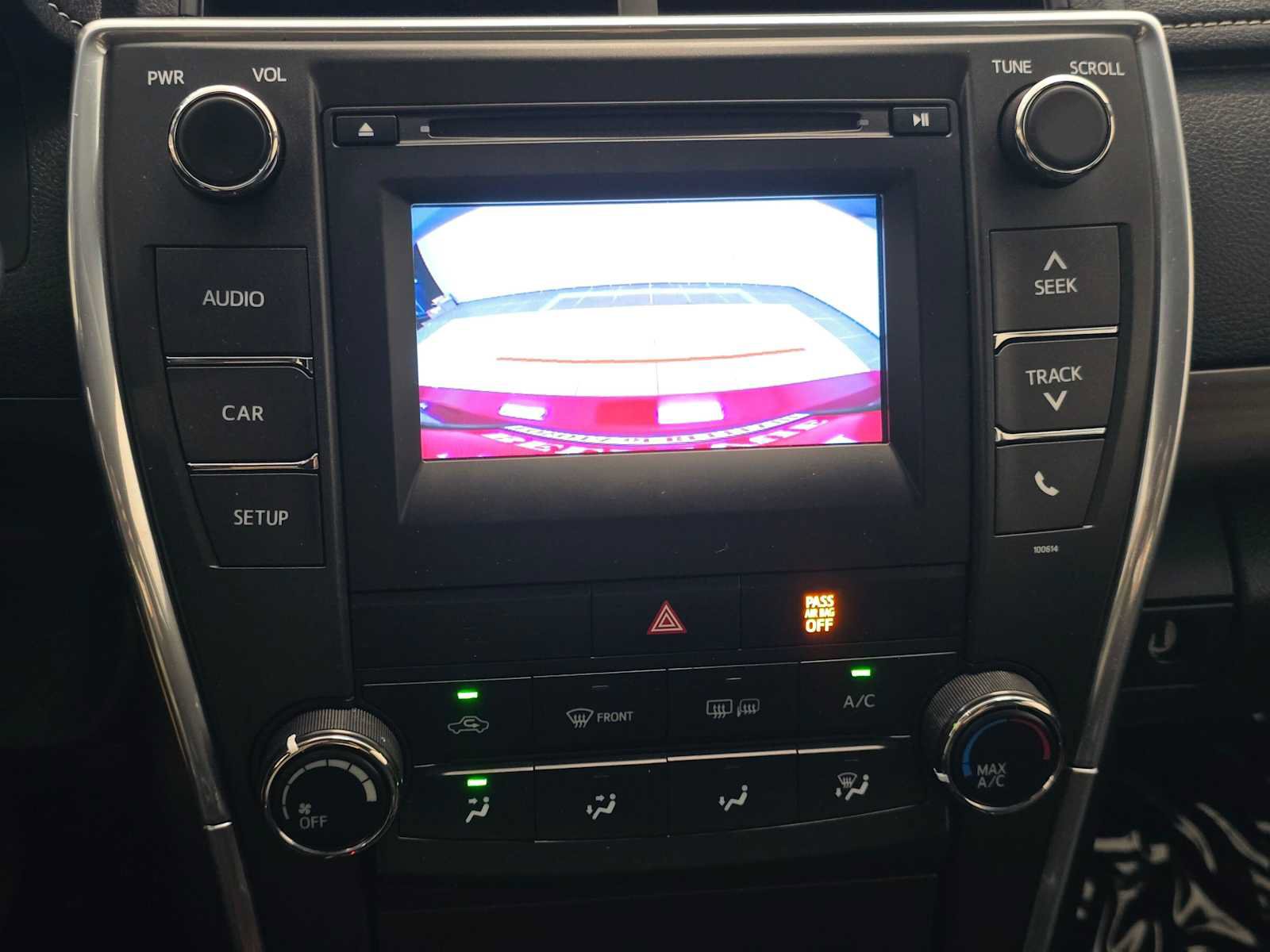 Used 2017 Toyota Camry LE FWD image 13