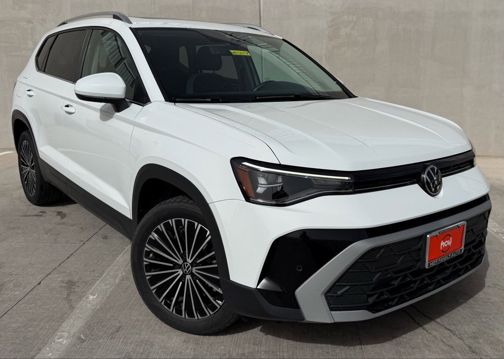 Used 2025 Volkswagen Taos SE