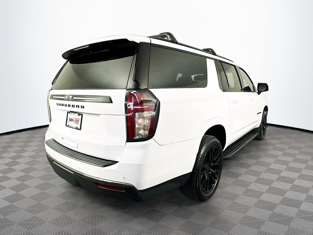 Used 2022 Chevrolet Suburban RST w/ Luxury Package AWD/4WD image 12