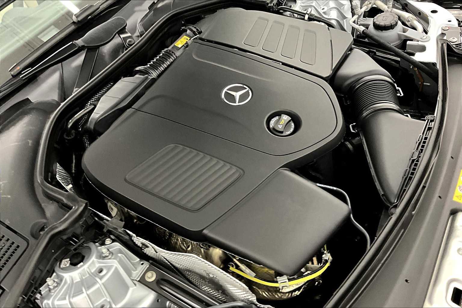 New 2025 Mercedes-Benz C 300 Sedan image 17