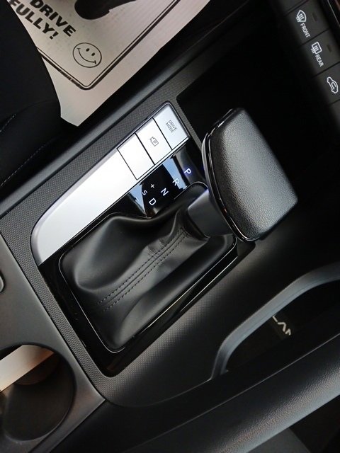 Used 2023 Hyundai Elantra SEL image 22