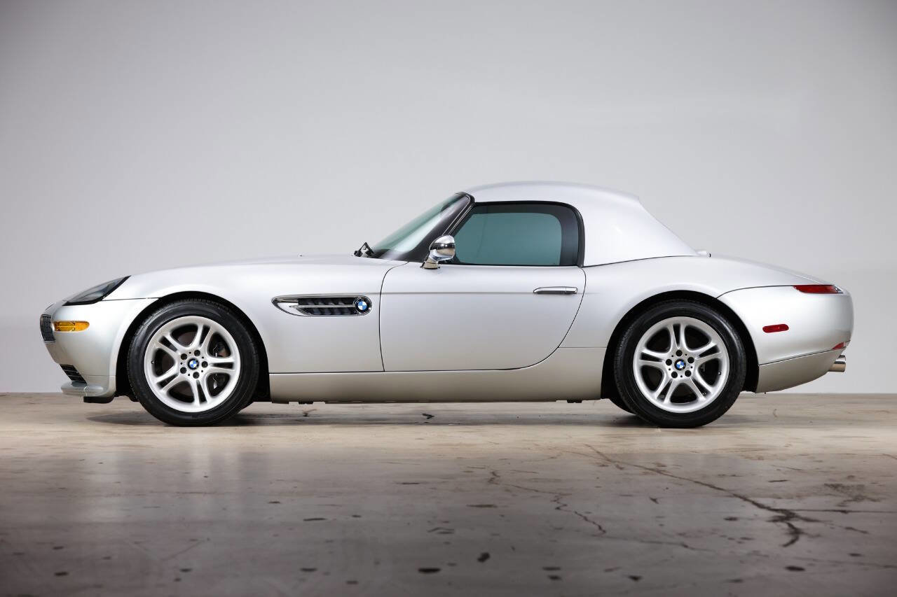 Used 2002 BMW Z8 image 8