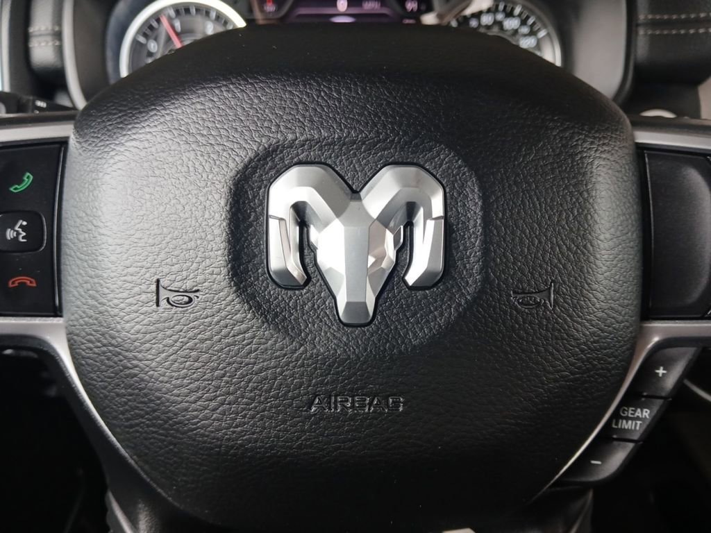 Used 2020 RAM 1500 Laramie RWD image 5