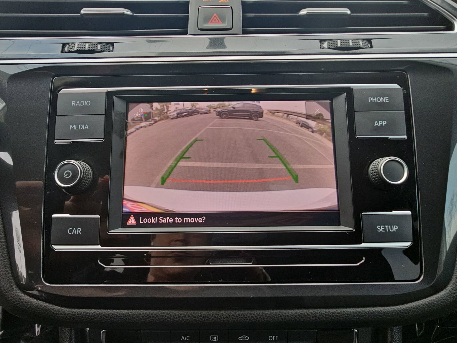 Used 2018 Volkswagen Tiguan S w/ Front Fog Lights Package image 29