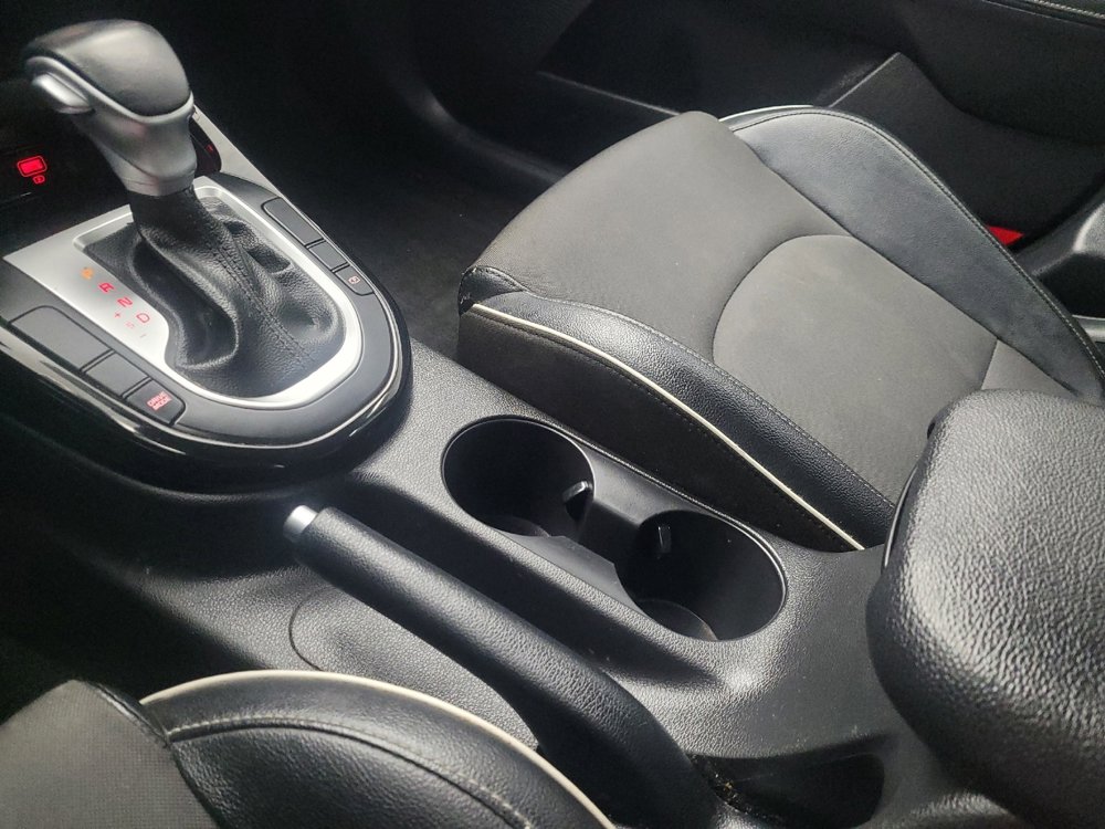 Used 2023 Kia Forte GT-Line image 26