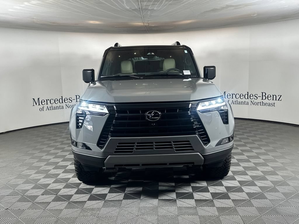 Used 2026 Lexus GX 550 AWD/4WD image 2