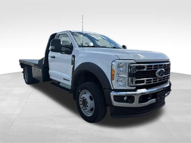 Used 2024 Ford F550 4x4 Regular Cab Super Duty image 3